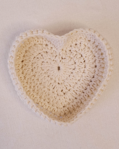 Bandeja a Crochet Corazón Crudo