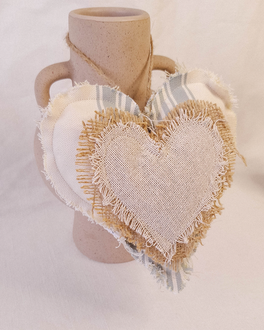 Corazón Decorativo Líneas Verde Celadón