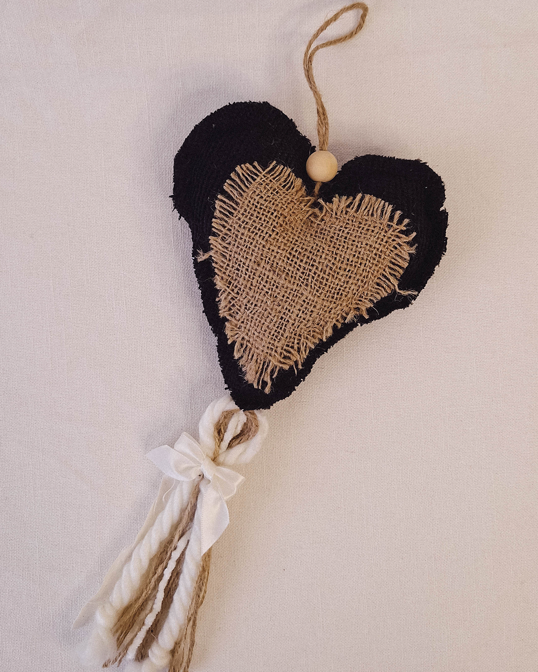 Corazón Decorativo Lazo Negro