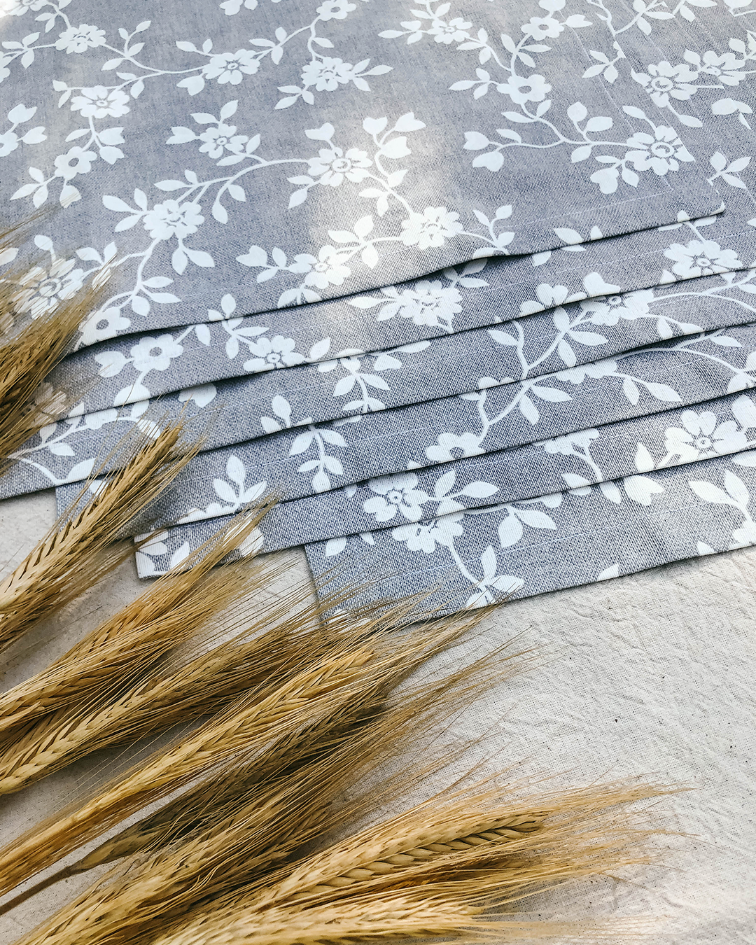 Set 6 Individuales Flores en Gris
