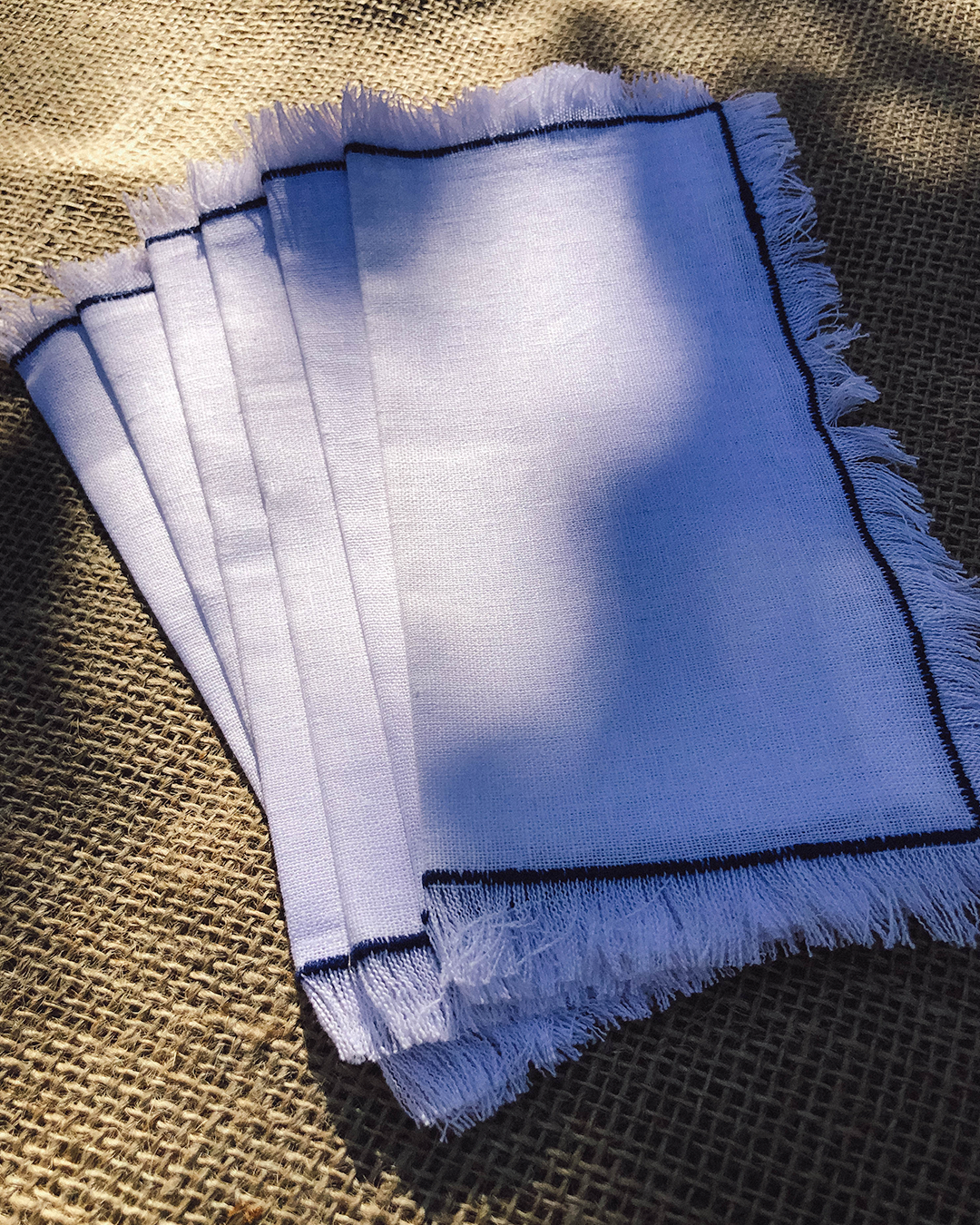 Set 6 Servilletas Lino Blanco Borde Azul